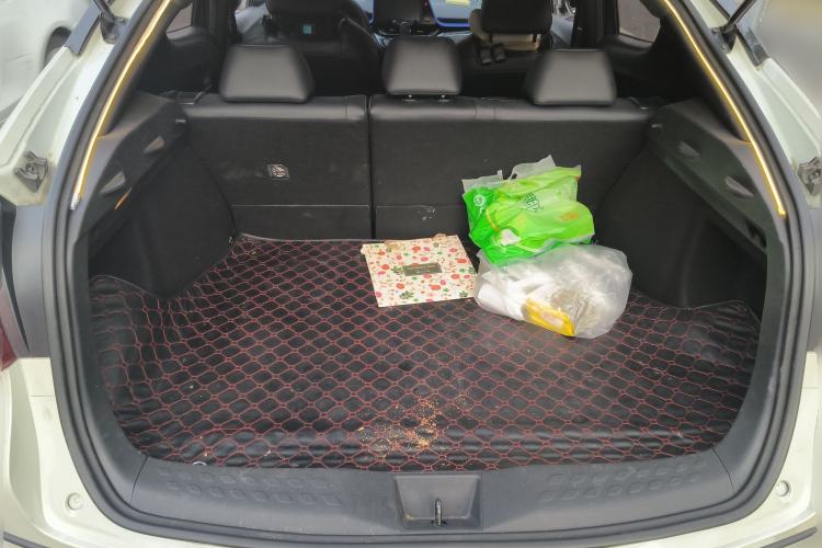 Used Toyota C-HR 2020 2.0L Leading Edition Trunk