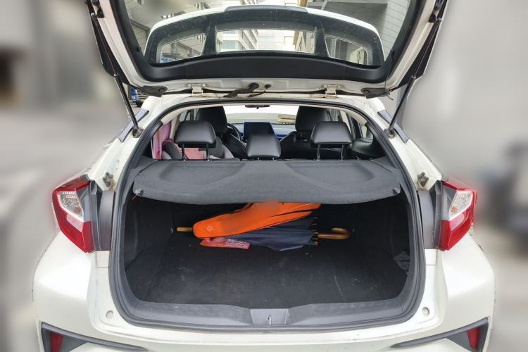 Used Toyota C-HR 2020 2.0L Leading Edition Trunk