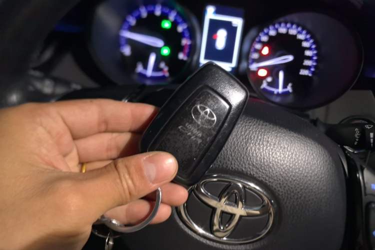Used Toyota C-HR 2020 2.0L Leading Edition Vehicle Key