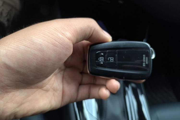 Used Toyota C-HR 2020 2.0L Leading Edition Vehicle Key