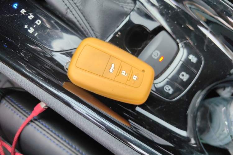 Used Toyota C-HR 2020 2.0L Leading Edition Vehicle Key