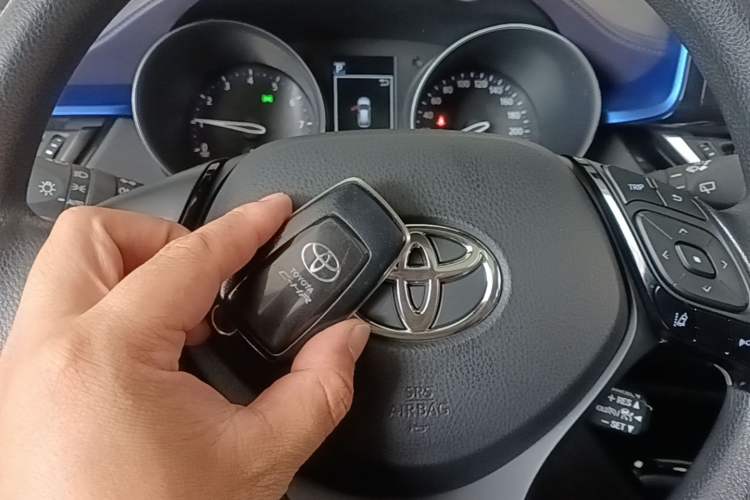 Used Toyota C-HR 2020 2.0L Leading Edition Vehicle Key