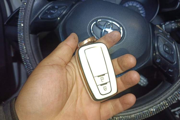Used Toyota C-HR 2020 2.0L Comfort Edition Vehicle Key