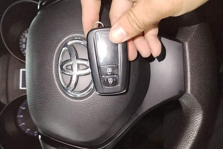 Used Toyota C-HR 2020 2.0L Leading Edition Vehicle Key