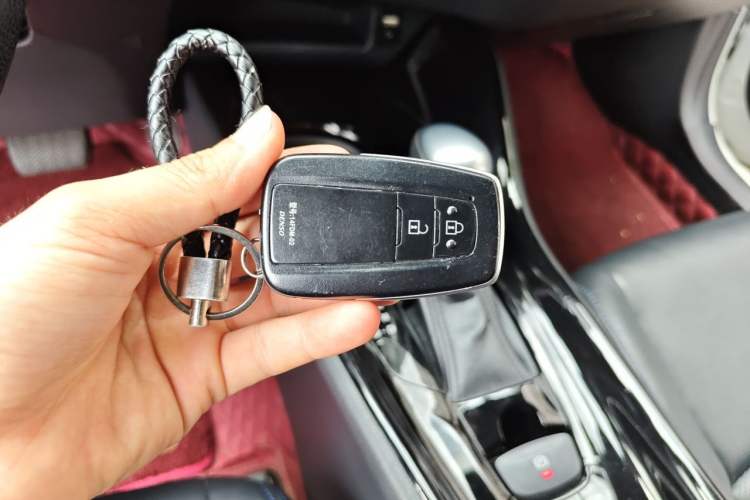 Used Toyota C-HR 2020 2.0L Leading Edition Vehicle Key