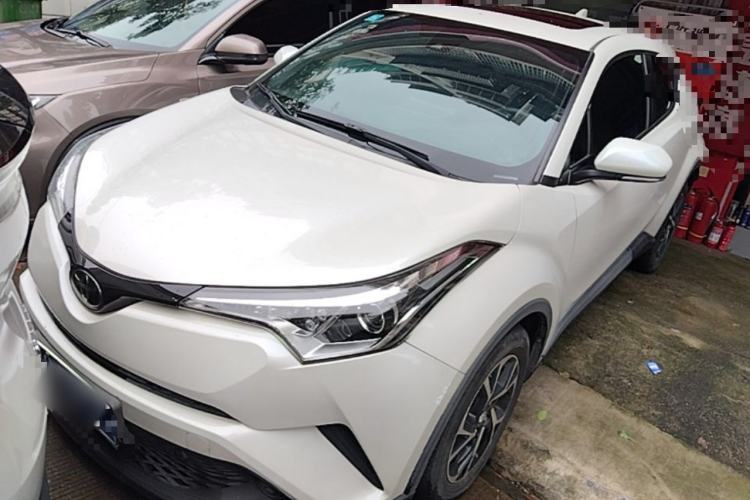 Used Toyota C-HR 2020 2.0L Comfort Edition Guazi used car, China used car export, Used car for sale, Used  cars, Cheapest cars for sale