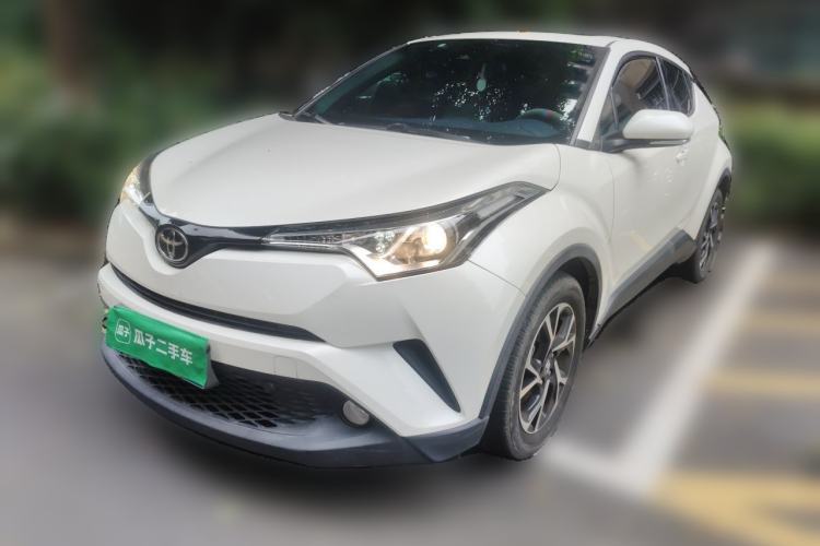 Used Toyota C-HR 2020 2.0L Leading Edition Guazi used car, China used car export, Used car for sale, Used  cars, Cheapest cars for sale