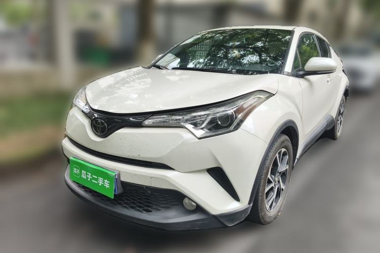 Used Toyota C-HR 2020 2.0L Leading Edition Guazi used car, China used car export, Used car for sale, Used  cars, Cheapest cars for sale