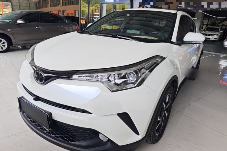 Used Toyota C-HR 2020 2.0L Leading Edition Guazi used car, China used car export, Used car for sale, Used cars, Cheapest cars for sale