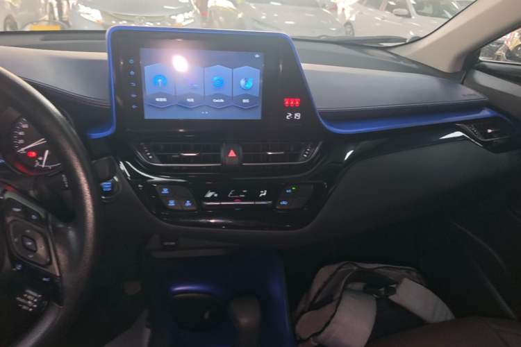 Used Toyota C-HR 2021 2.0L Comfort Edition Audio And AC Panel