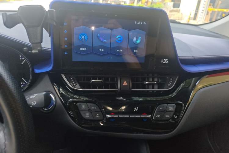 Used Toyota C-HR 2021 Dual-Motor 2.0L E-CVT Comfort Edition Audio And AC Panel