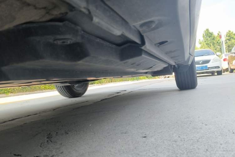 Used Toyota C-HR 2021 2.0L Luxury Edition Chassis Front Left