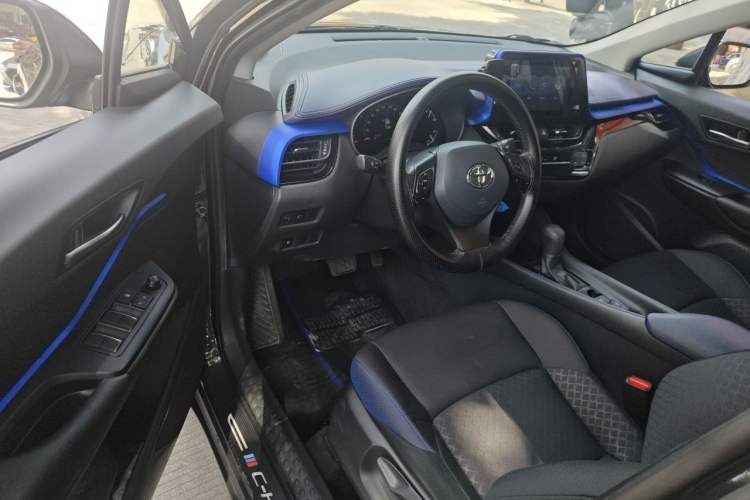 Used Toyota C-HR 2021 Dual-Motor 2.0L E-CVT Comfort Edition Driver Seat