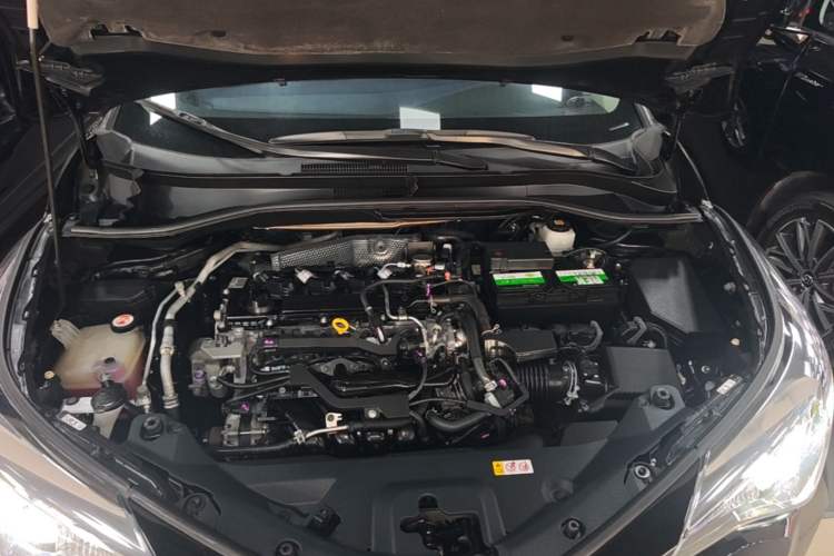 Used Toyota C-HR 2021 2.0L Comfort Edition Engine Bay