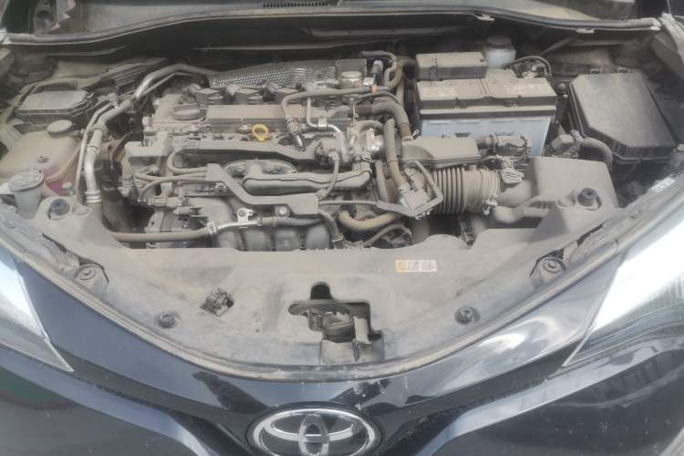 Used Toyota C-HR 2021 2.0L Comfort Edition Engine Bay