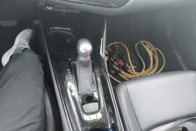 Used Toyota C-HR 2021 2.0L Luxury Edition Gear Lever
