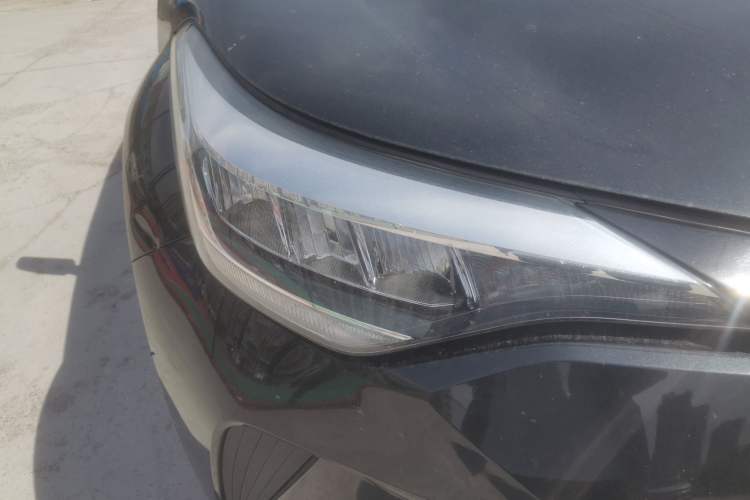 Used Toyota C-HR 2021 2.0L Comfort Edition Right Front Headlight