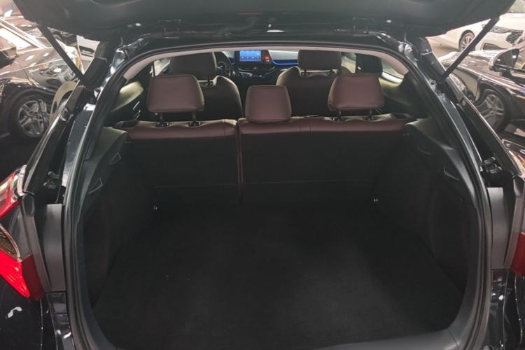 Used Toyota C-HR 2021 2.0L Comfort Edition Trunk