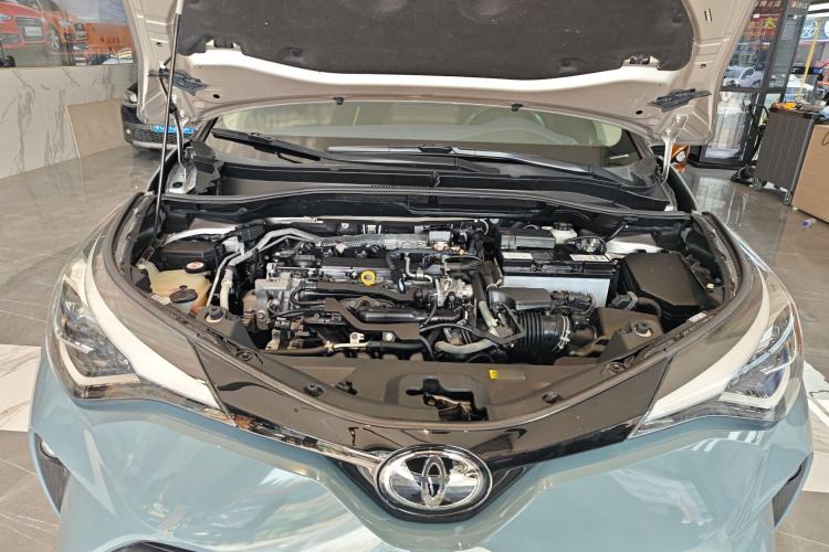 Used Toyota C-HR 2021 2.0L Luxury Edition Engine Bay