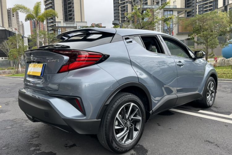 Used Toyota C-HR 2021 2.0L Luxury Edition Exterior 1
