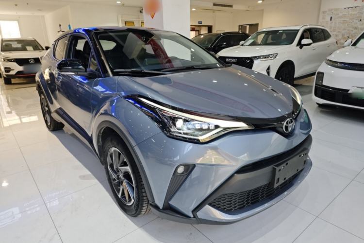 Used Toyota C-HR 2021 2.0L Luxury Edition Exterior 2