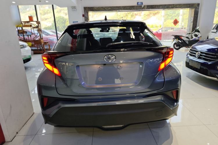 Used Toyota C-HR 2021 2.0L Luxury Edition Exterior 4