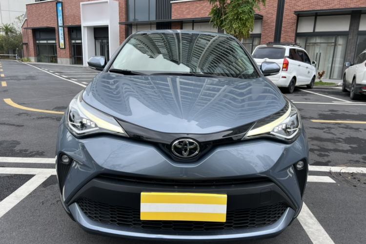Used Toyota C-HR 2021 2.0L Luxury Edition Exterior 5