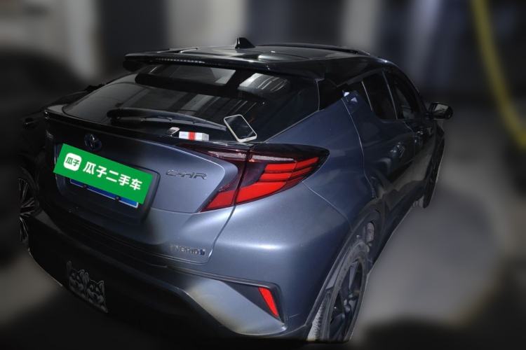 Used Toyota C-HR 2021 Dual-Motor 2.0L E-CVT Luxury Edition Exterior 5