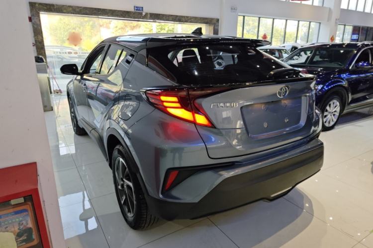 Used Toyota C-HR 2021 2.0L Luxury Edition Exterior 5