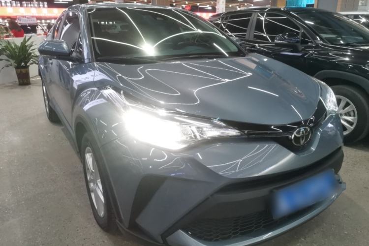 Used Toyota C-HR 2021 2.0L Comfort Edition Front Right 45 Deg