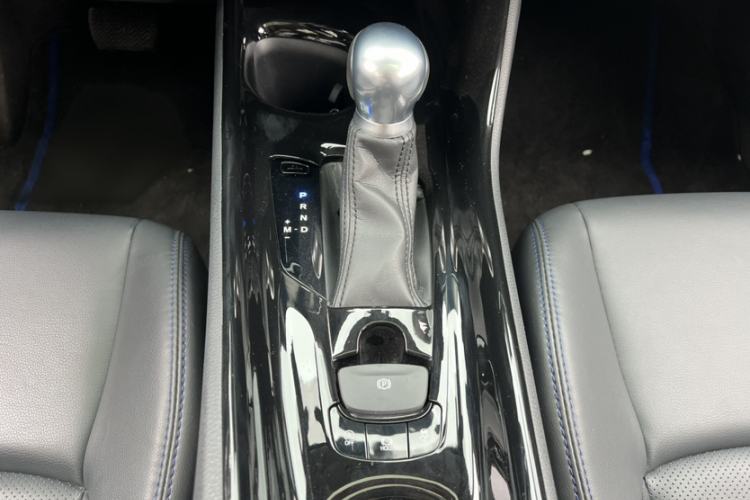Used Toyota C-HR 2021 2.0L Luxury Edition Gear Lever