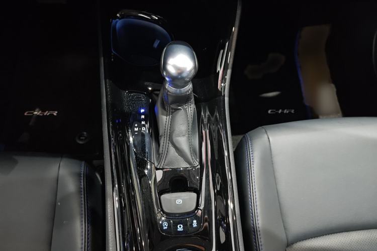 Used Toyota C-HR 2021 2.0L Luxury Edition Gear Lever