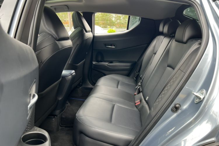 Used Toyota C-HR 2021 2.0L Luxury Edition Interior 10