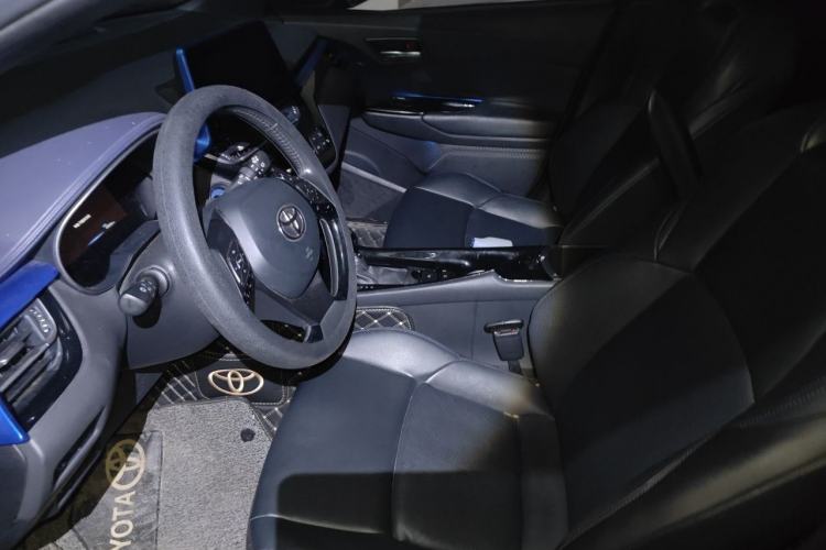 Used Toyota C-HR 2021 Dual-Motor 2.0L E-CVT Luxury Edition Left Front Seat