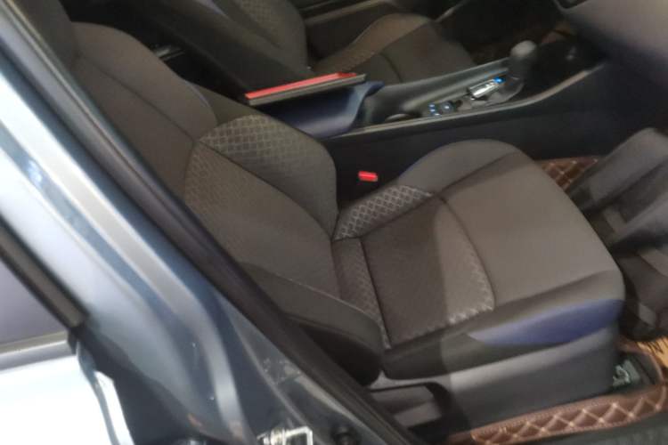 Used Toyota C-HR 2021 2.0L Comfort Edition Right Front Seat