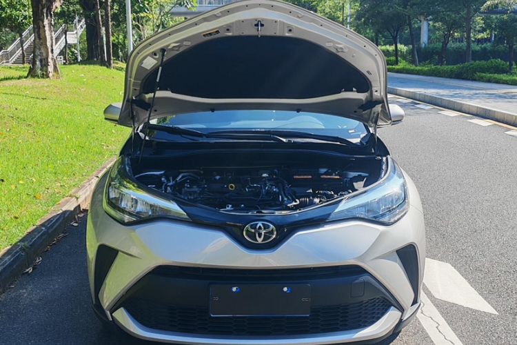 Used Toyota C-HR 2021 2.0L Comfort Edition Exterior 3