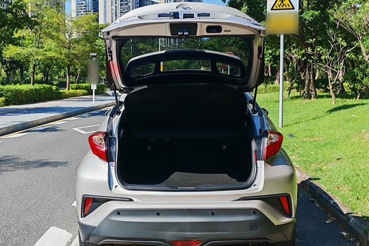 Used Toyota C-HR 2021 2.0L Comfort Edition Exterior 6