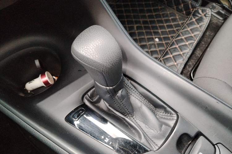Used Toyota C-HR 2021 2.0L Comfort Edition Gear Lever