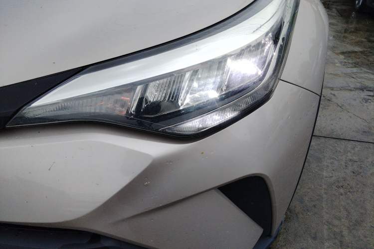 Used Toyota C-HR 2021 2.0L Comfort Edition Left Front Headlight