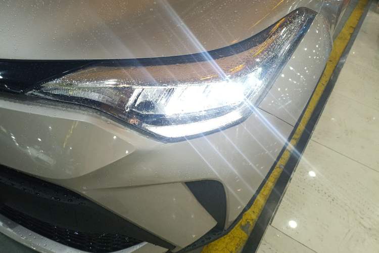Used Toyota C-HR 2021 2.0L Comfort Edition Left Front Headlight