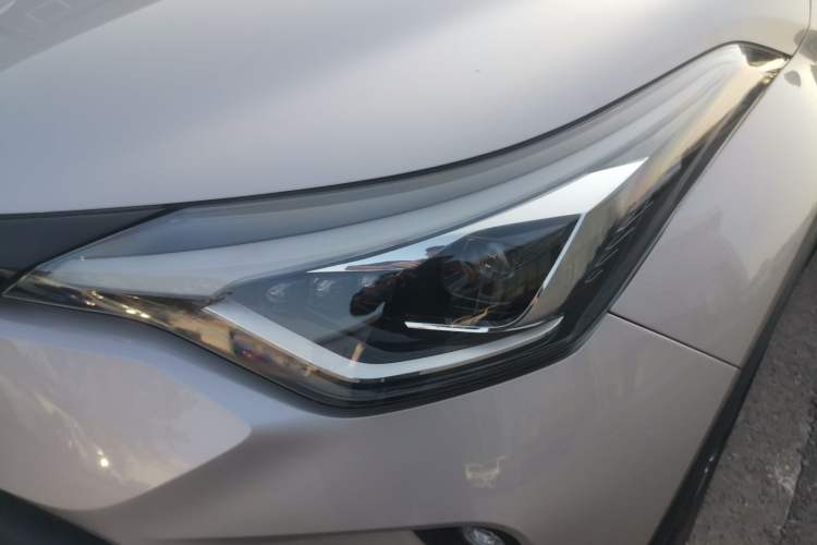 Used Toyota C-HR 2021 2.0L Luxury Edition Left Front Headlight