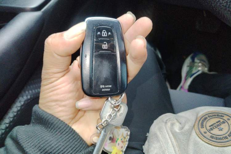 Used Toyota C-HR 2021 2.0L Comfort Edition Vehicle Key