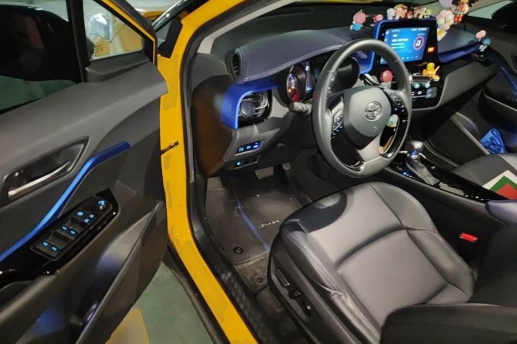 Used Toyota C-HR 2021 2.0L Luxury Edition Driver Seat