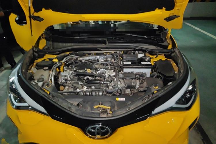 Used Toyota C-HR 2021 2.0L Luxury Edition Engine Bay