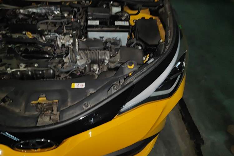 Used Toyota C-HR 2021 2.0L Luxury Edition Engine Bay Left