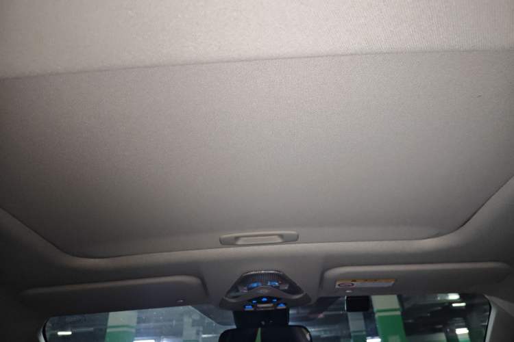 Used Toyota C-HR 2021 2.0L Luxury Edition Headliner