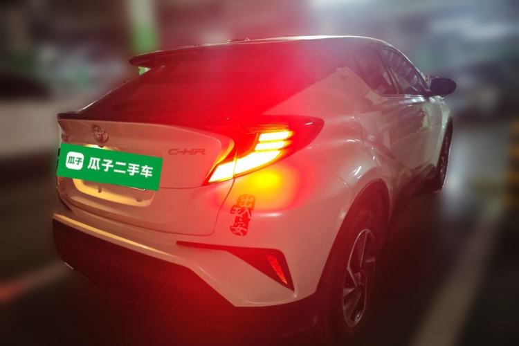 Used Toyota C-HR 2021 2.0L Luxury Edition Rear Right 45 Deg