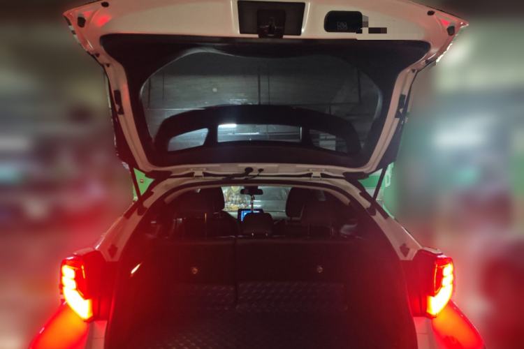 Used Toyota C-HR 2021 2.0L Luxury Edition Trunk