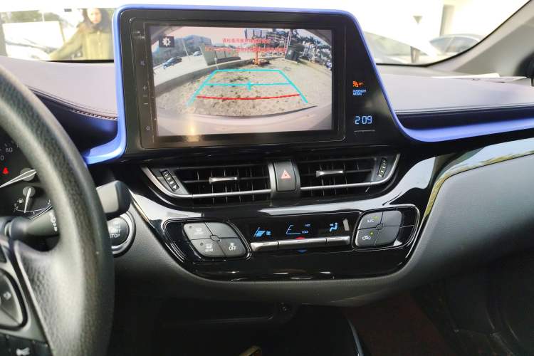 Used Toyota C-HR 2021 2.0L Comfort Edition Audio And AC Panel