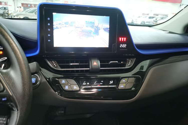 Used Toyota C-HR 2021 2.0L Comfort Edition Audio And AC Panel